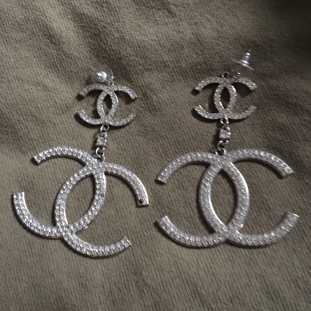 Double C earrings